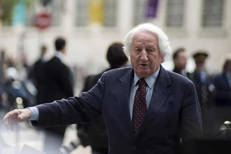 Satira, è morto Forattini